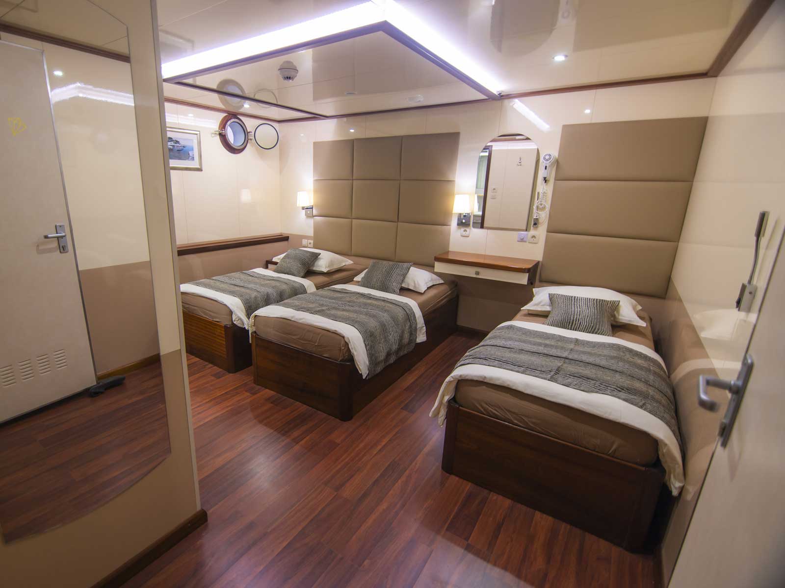 Photo #67 - Luxury Motor Yacht (Diamond) in Split - 18204