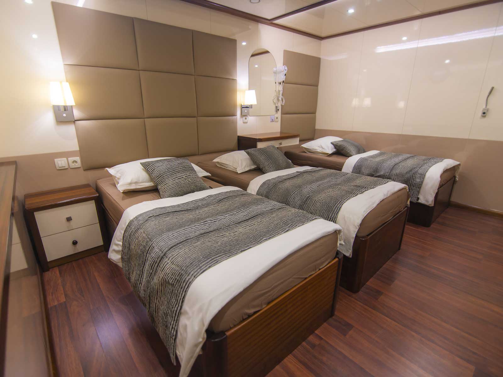 Photo #41 - Luxury Motor Yacht (Diamond) in Split - 18204