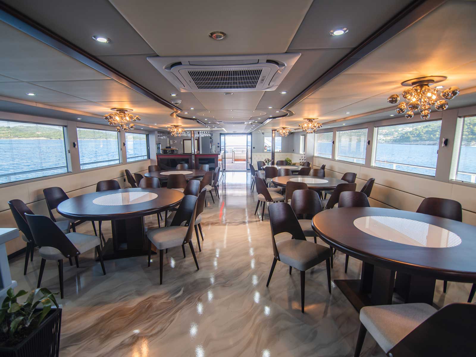Photo #50 - Luxury Motor Yacht (Diamond) in Split - 18204
