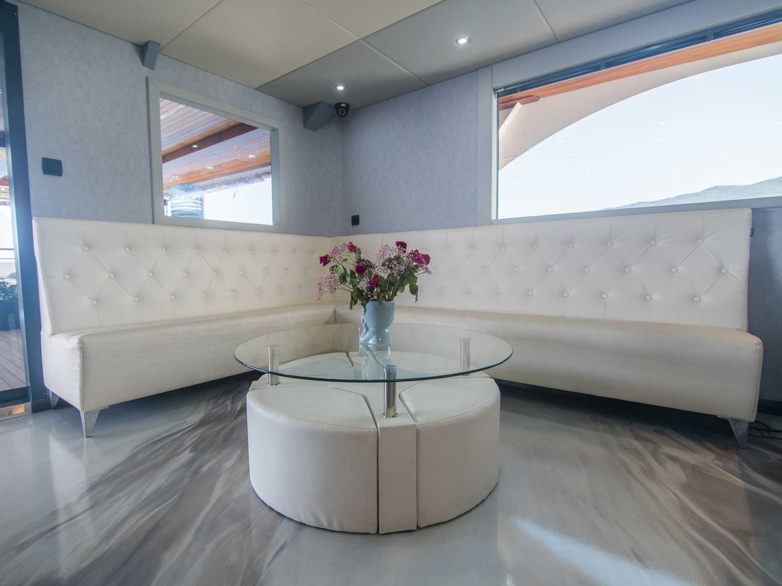 Photo #9 - Luxury Motor Yacht (Diamond) in Split - 18204