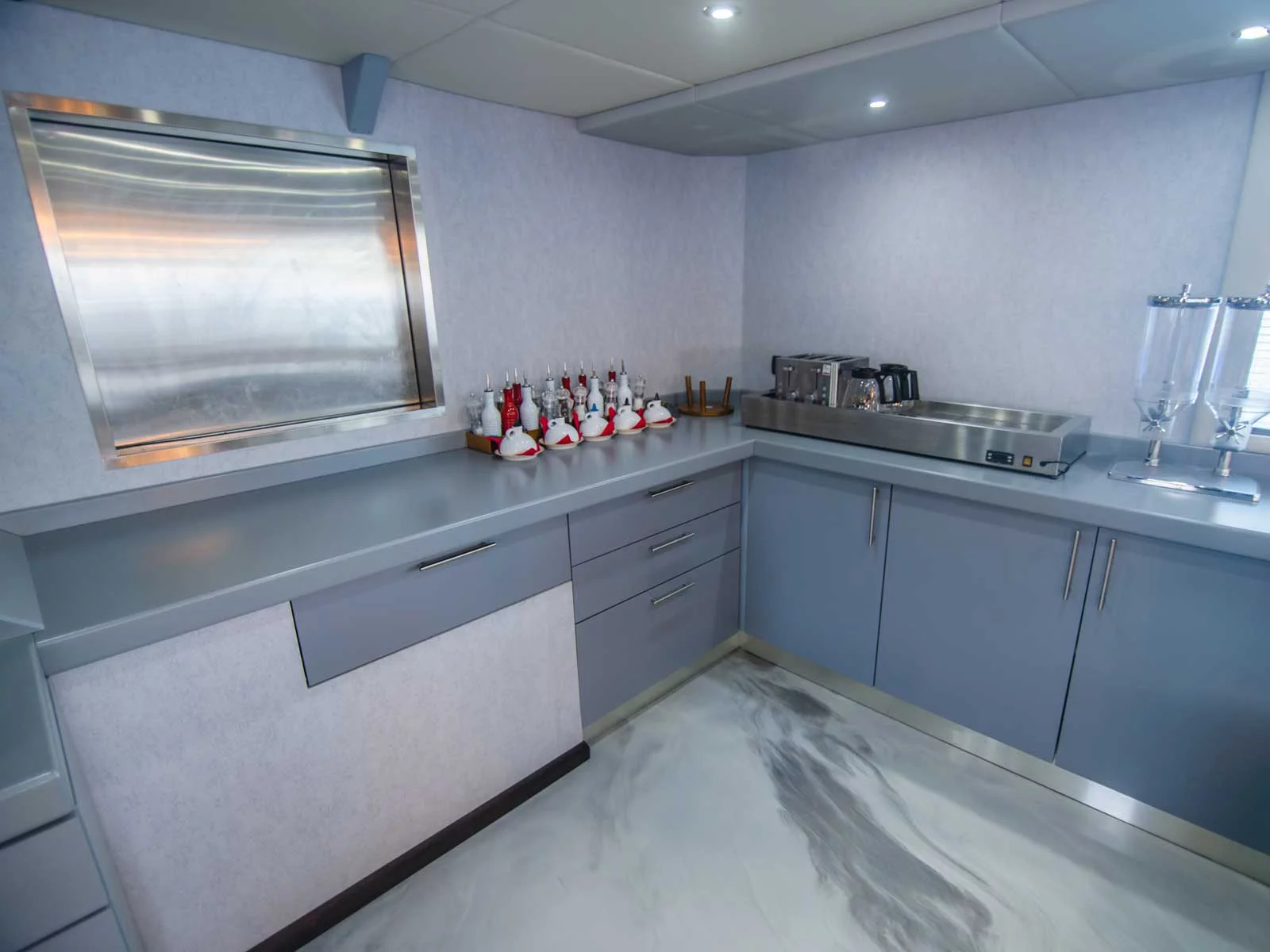 Luxury Motor Yacht (Diamond)  - 29