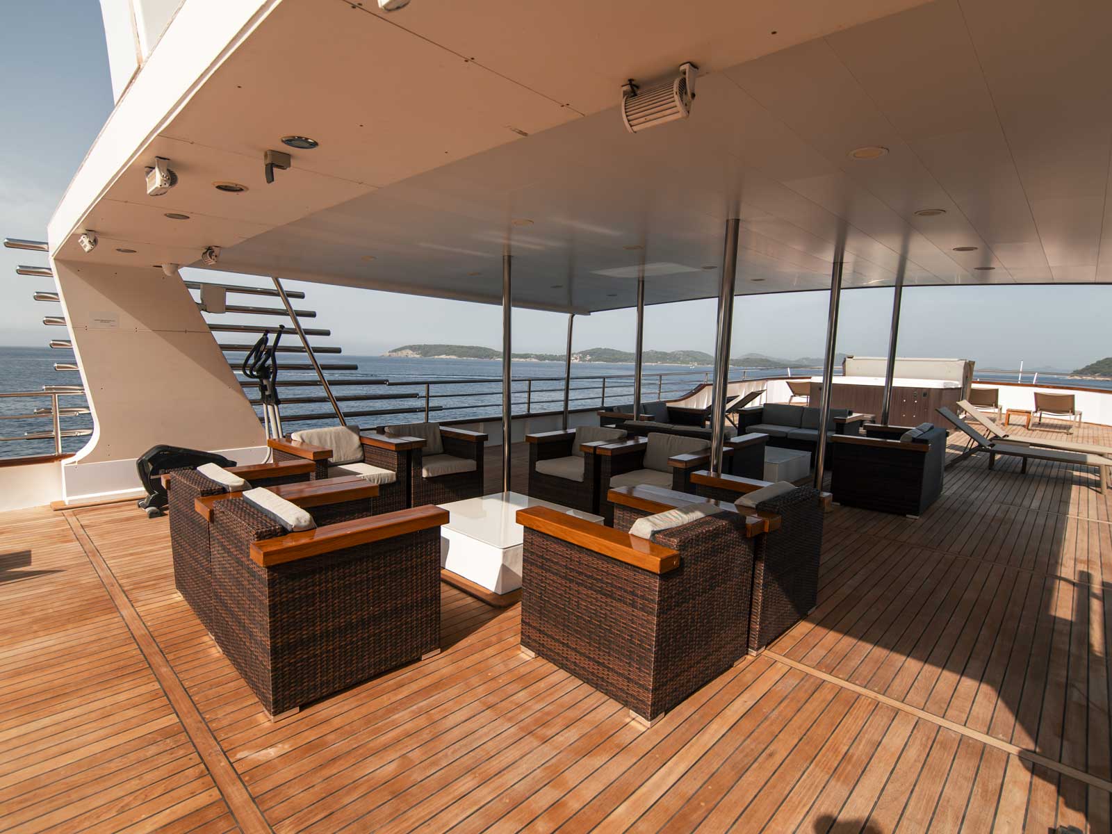 Photo #12 - Luxury Motor Yacht (Diamond) in Split - 18204