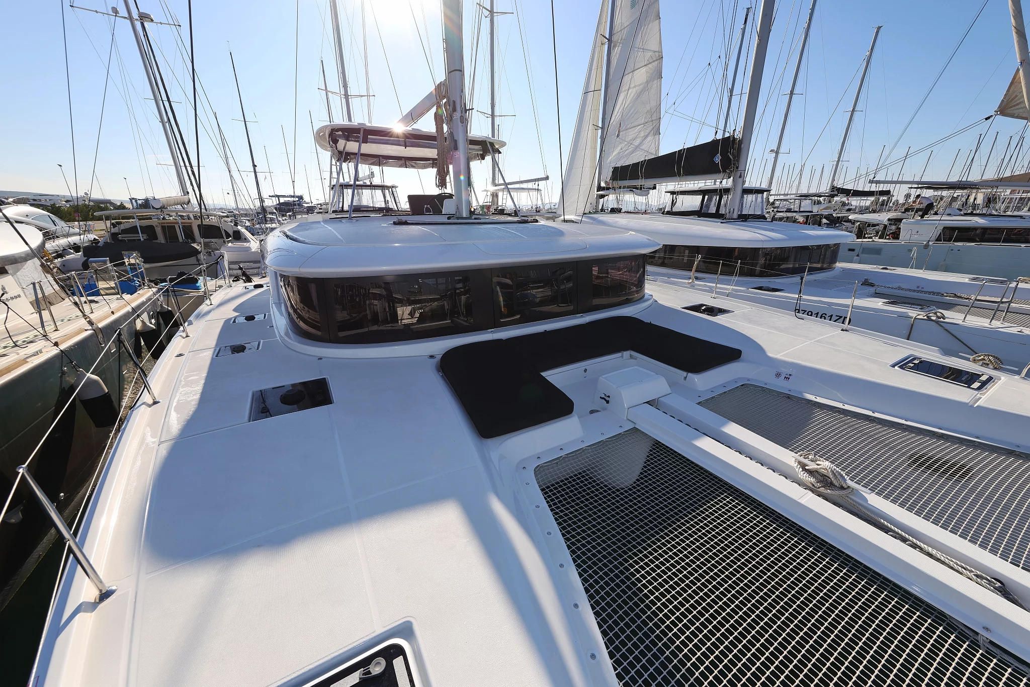 Lagoon 46 (SHIP HAPPENS)  - 3