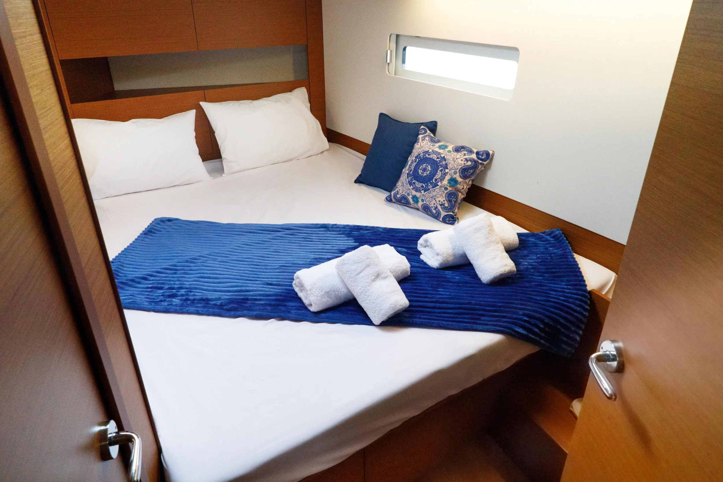 Sun Odyssey 410 (Aquamarine)  - 23
