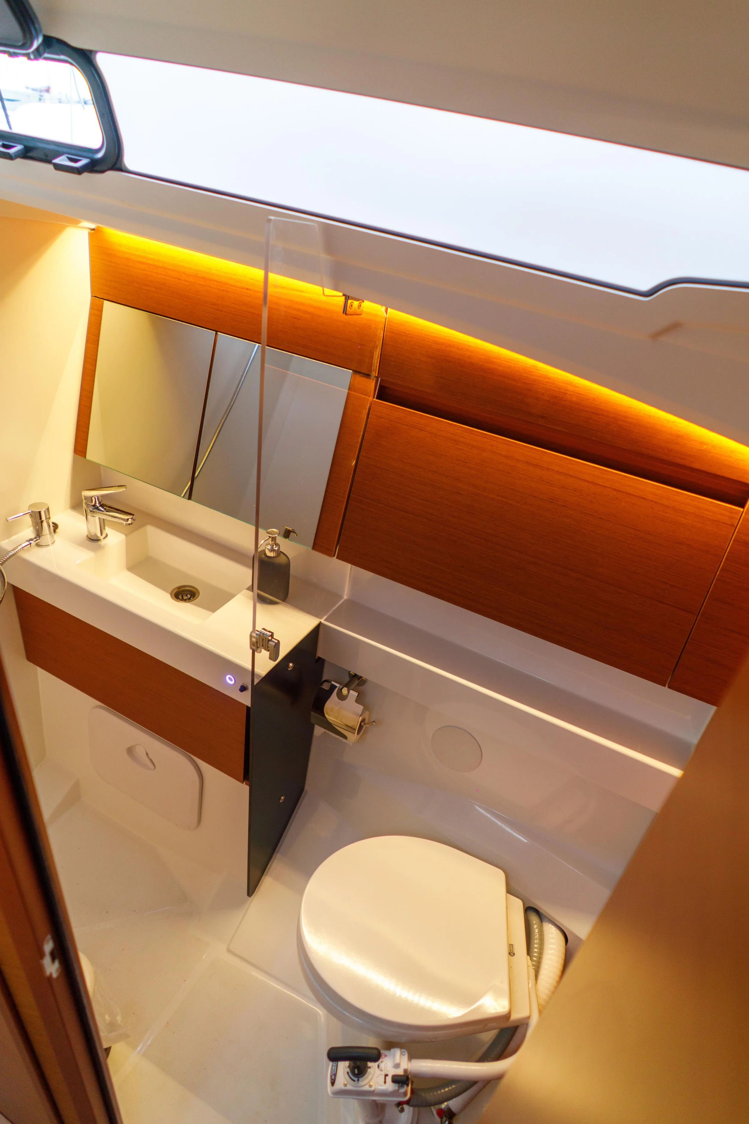 Sun Odyssey 410 (Aquamarine)  - 37