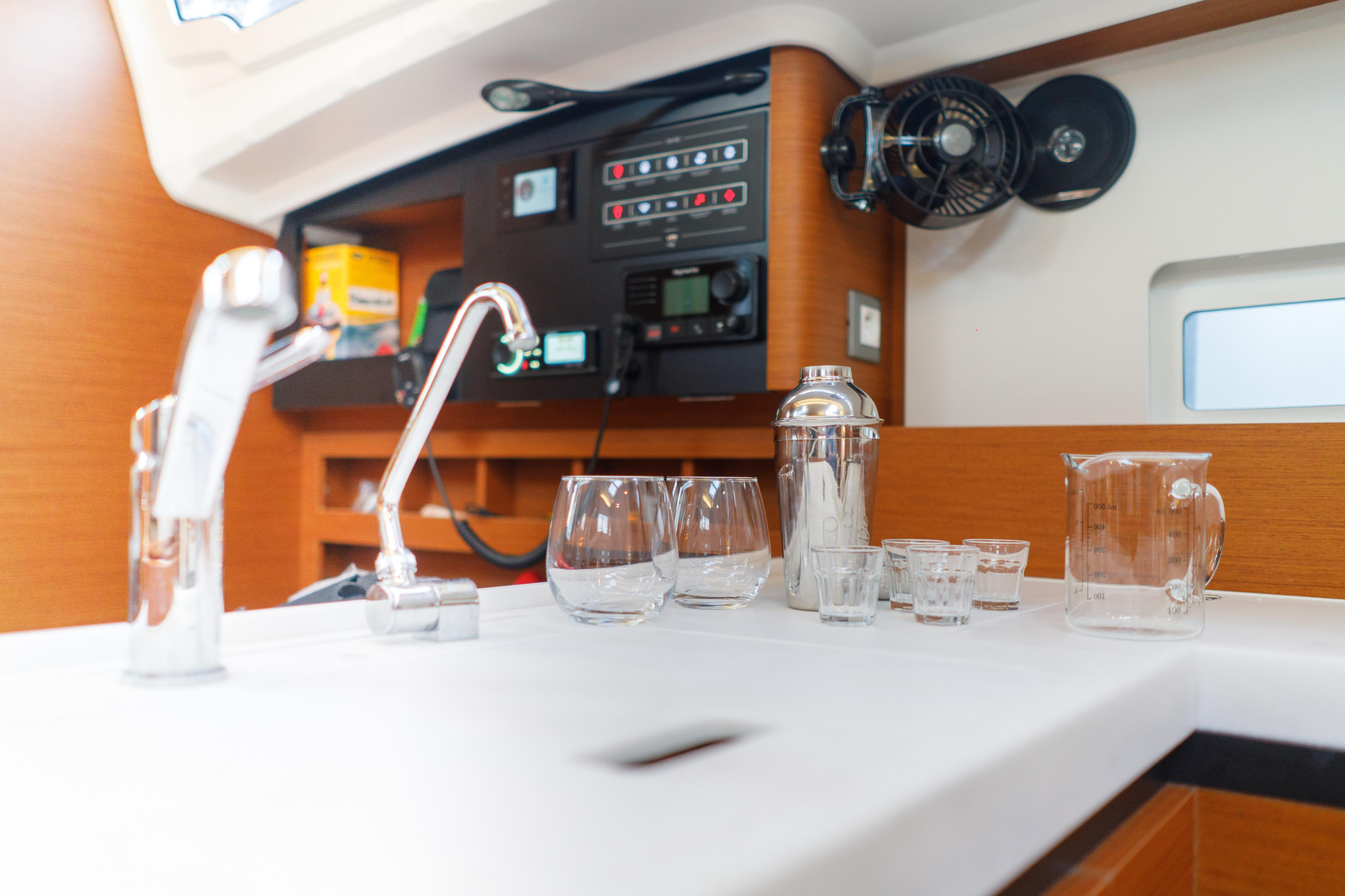 Photo #34 - Sun Odyssey 410 (Aquamarine) in Lefkada - 23138