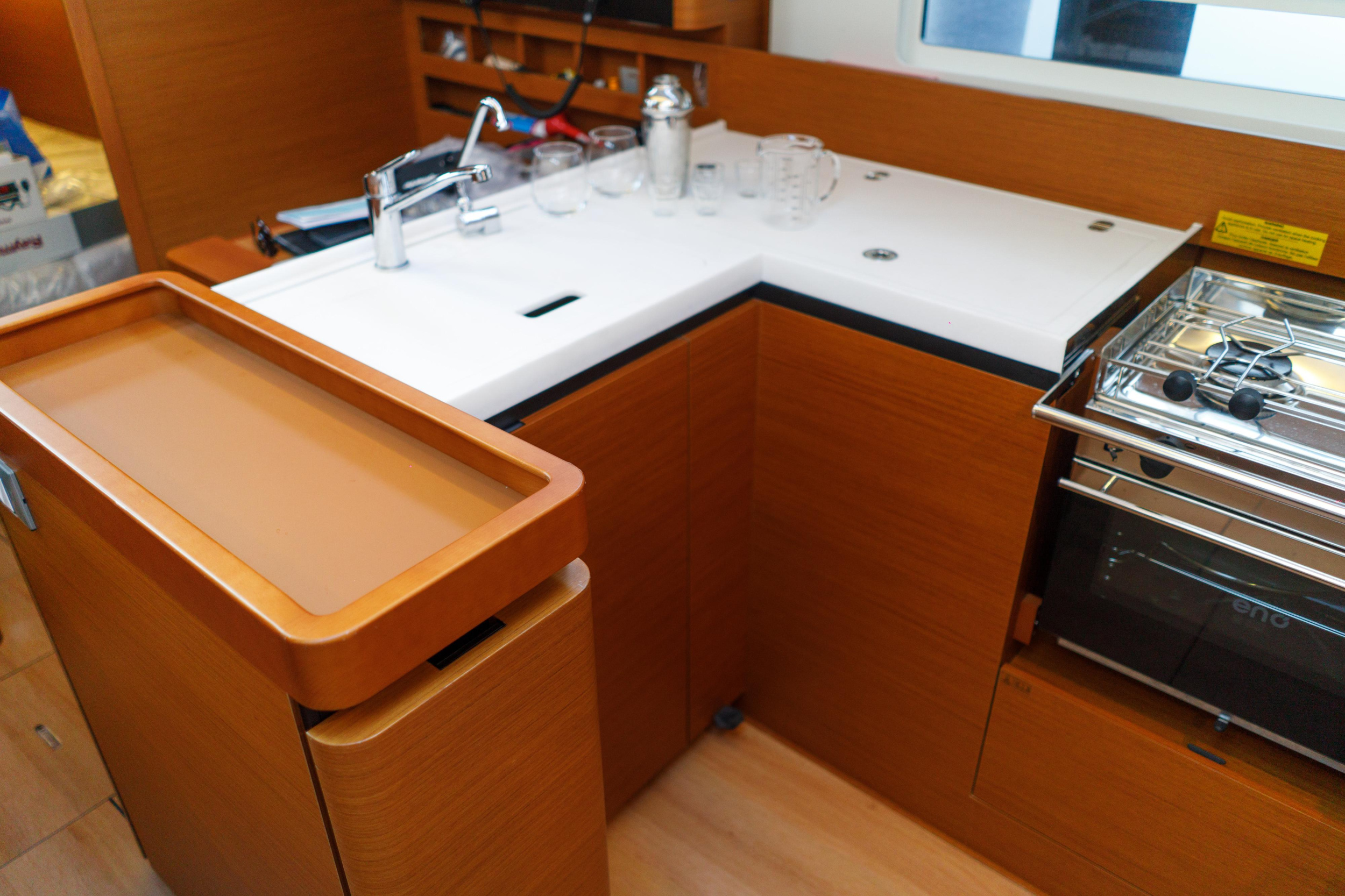 Photo #8 - Sun Odyssey 410 (Aquamarine) in Lefkada - 23138