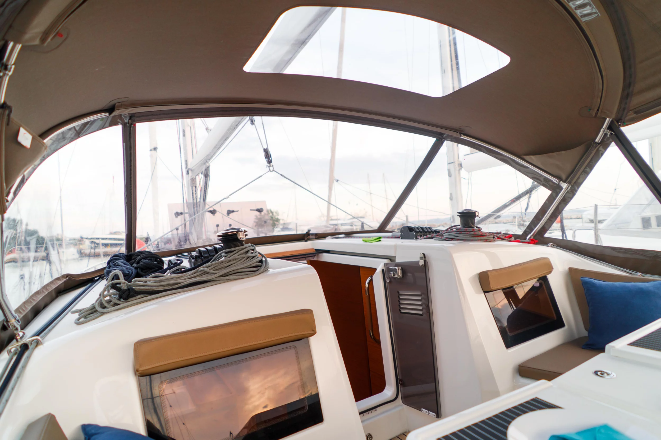Sun Odyssey 410 (Aquamarine)  - 28