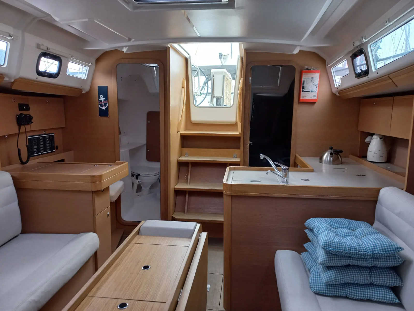 Photo #6 - Dufour 350 Grand Large (White Pearl) in Marmaris - 23151