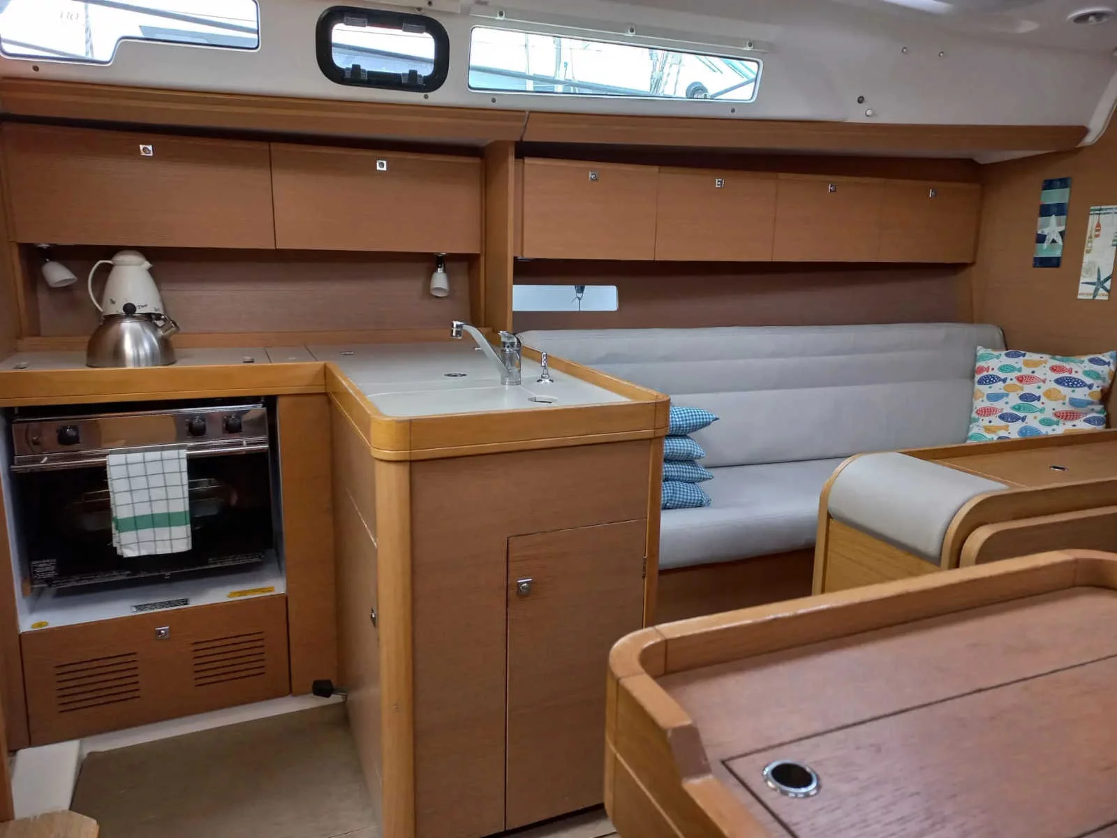 Dufour 350 Grand Large (White Pearl)  - 8