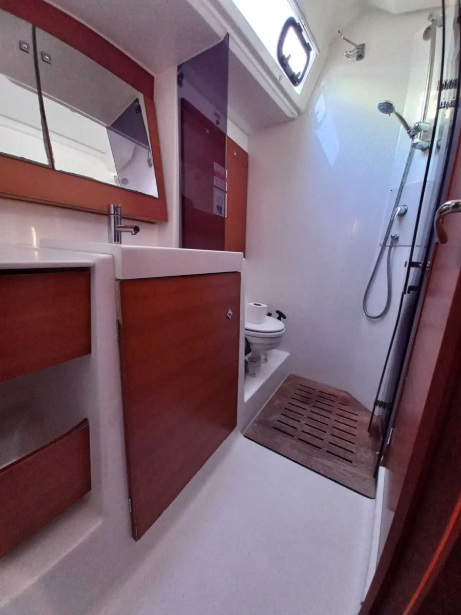 Photo #11 - Dufour 500 Grand Large (Maestro) in Marmaris - 23159