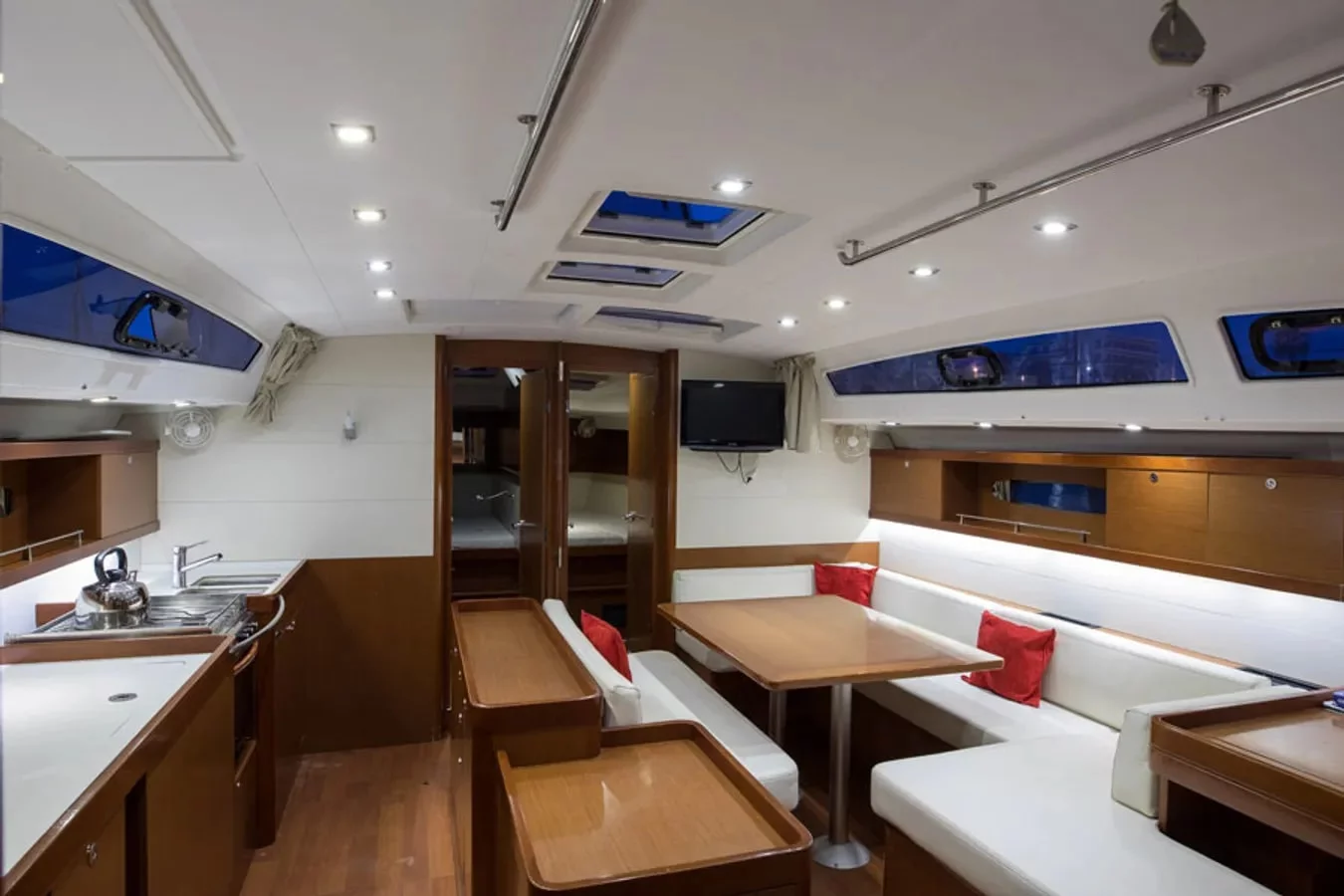 Oceanis 50 Family (Vanessa M)  - 3