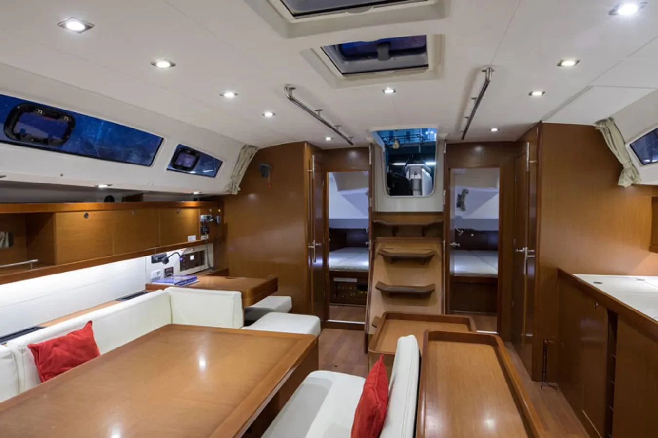 Oceanis 50 Family (Vanessa M)  - 8