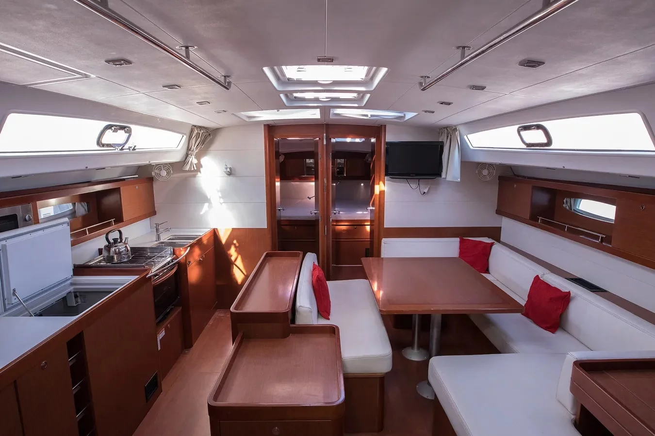 Oceanis 50 Family (Vanessa M)  - 7