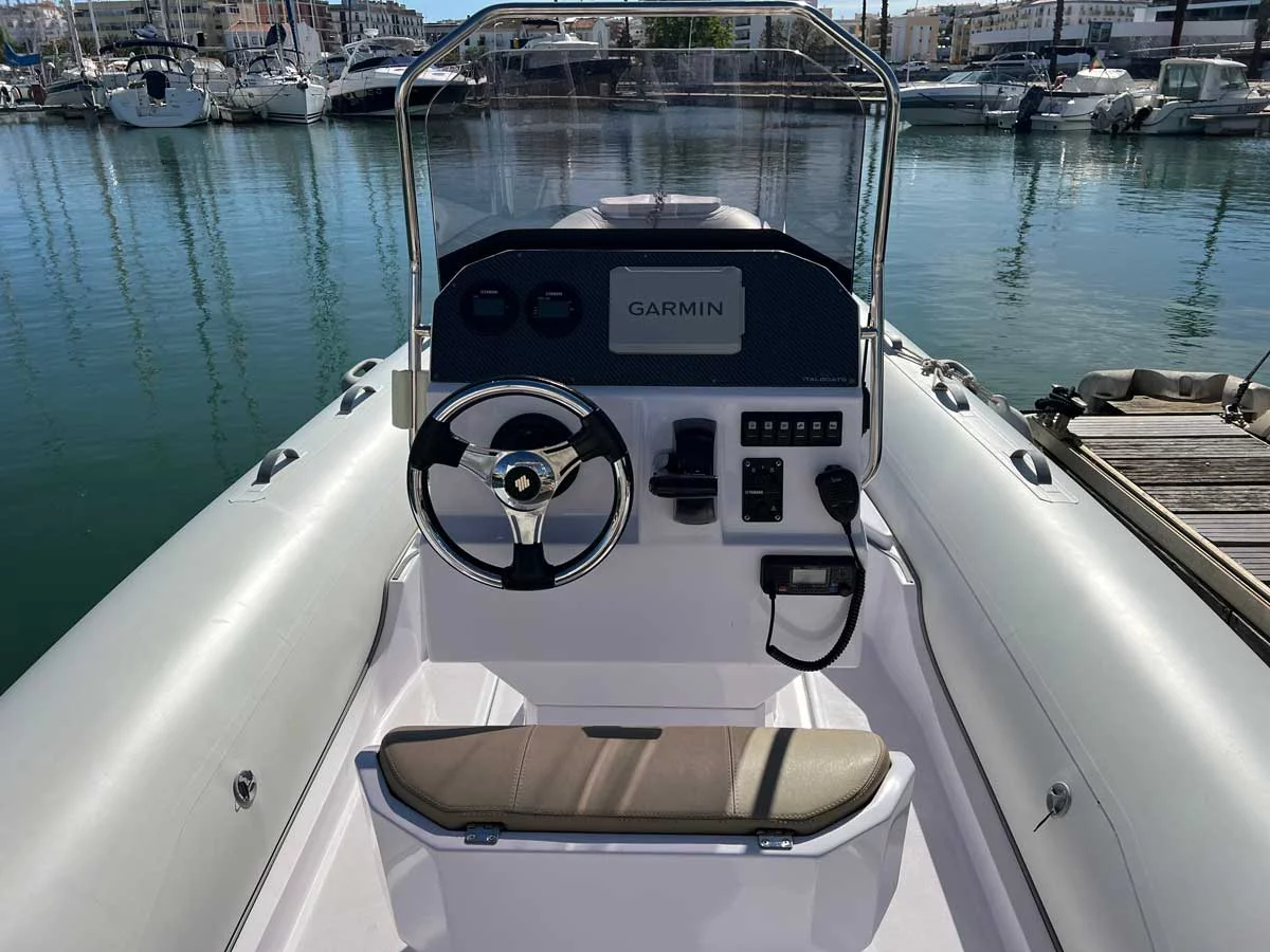 Italboats Predator 650 (Just Dream) Interior image - 1