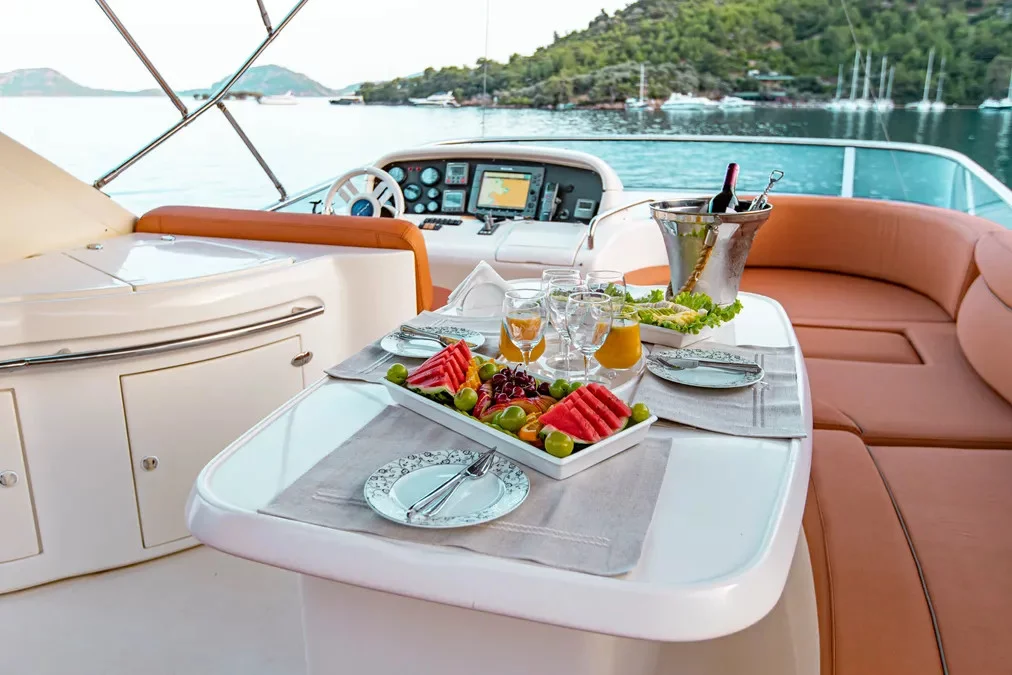 Azimut 62 Fly (Efe 01)  - 12