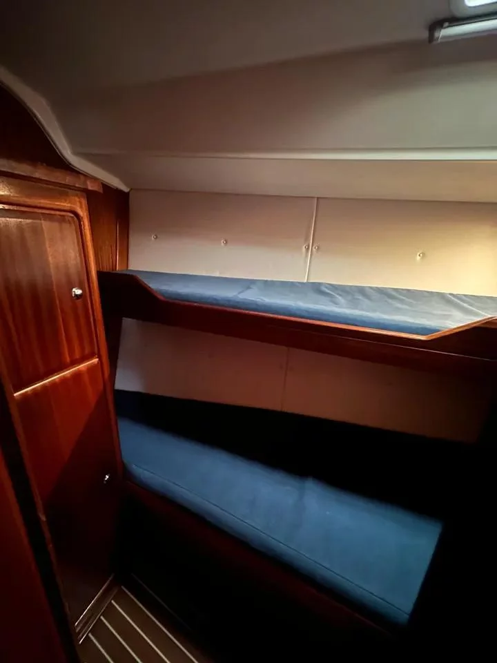Bavaria 42 Cruiser (Frolika)  - 14