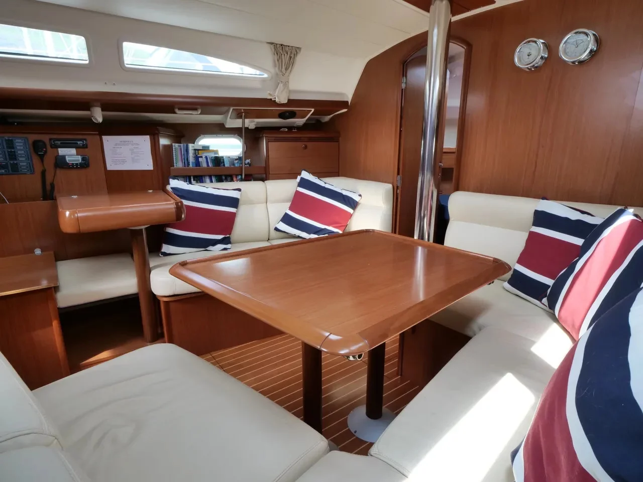 Sun Odyssey 37 (Morpheus)  - 10