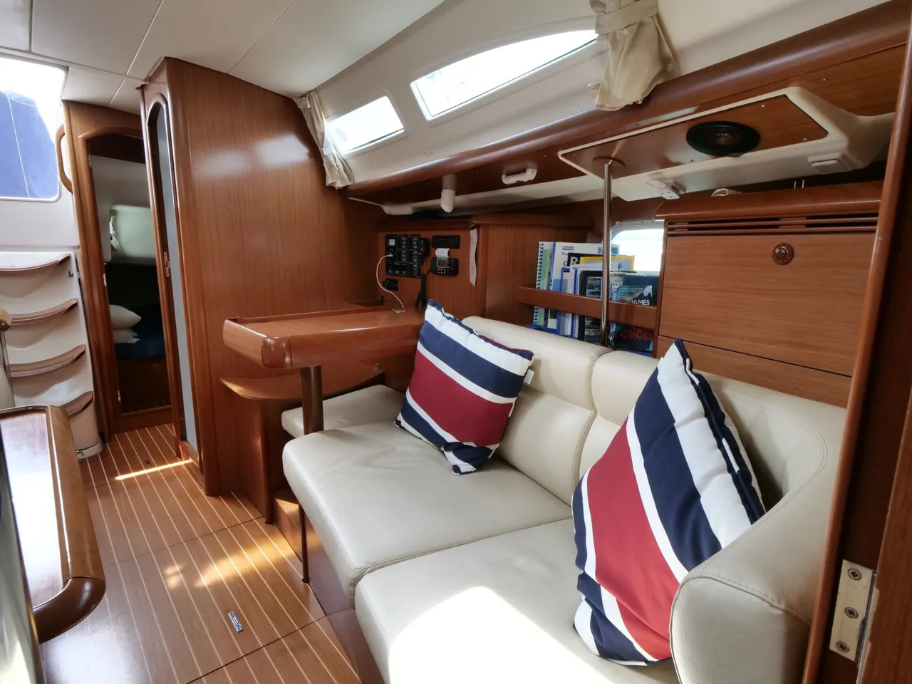 Photo #2 - Sun Odyssey 37 (Morpheus) in Oban - 23207