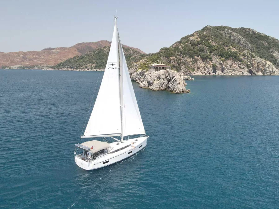Bavaria C42 (Joy) Main image - 0