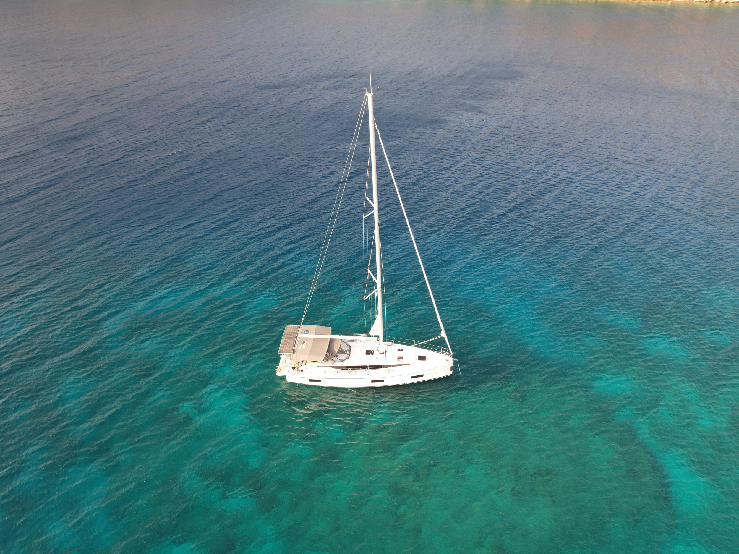 Photo #3 - Bavaria C42 (Sorores) in Marmaris - 23112