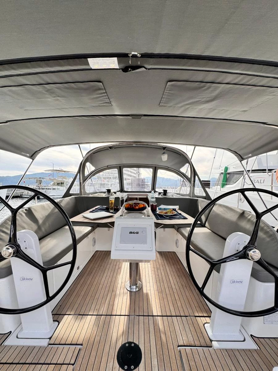 Bavaria C42 (Sorores)  - 7
