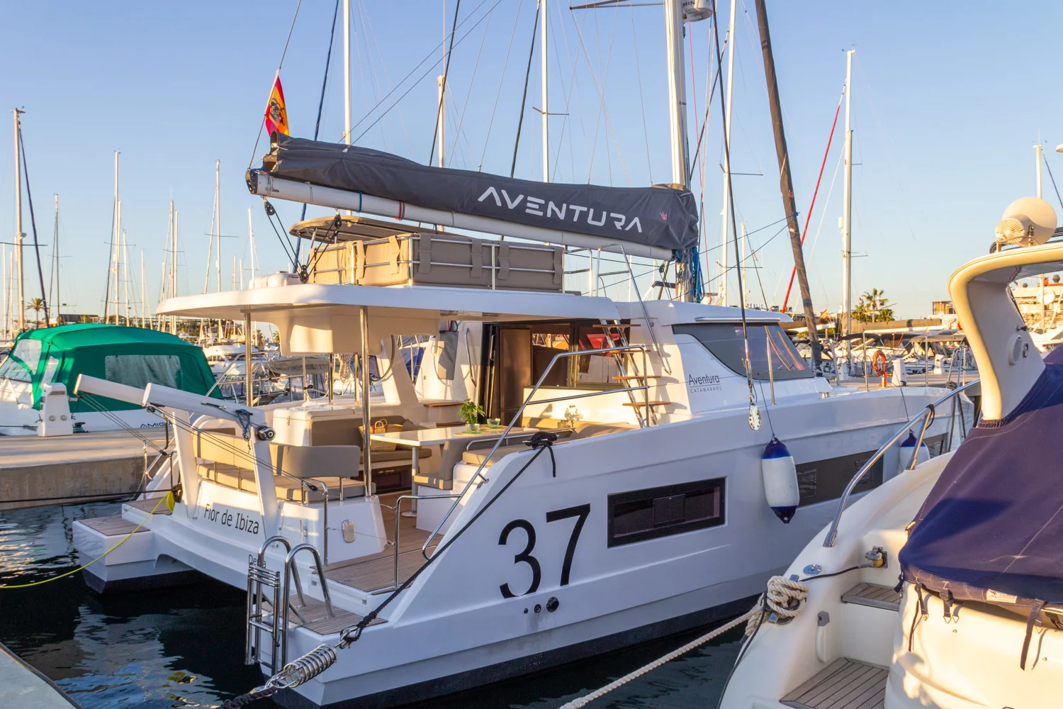 Aventura 37 (Flor de Ibiza)  - 37