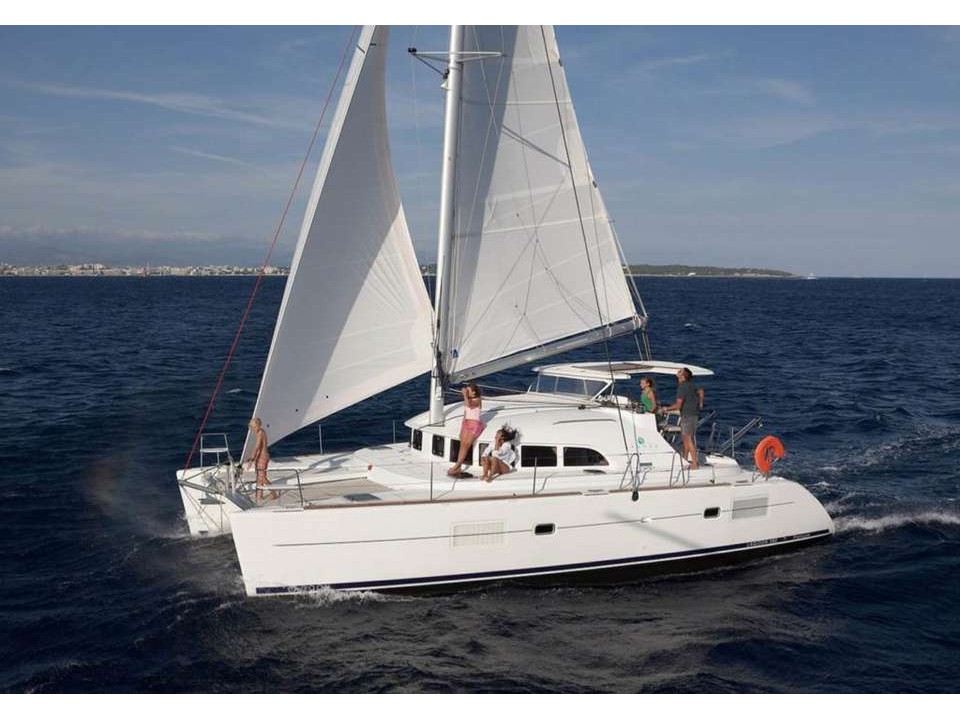 Photo #1 - Lagoon 380 (Moonshadow) in Mord - 20636