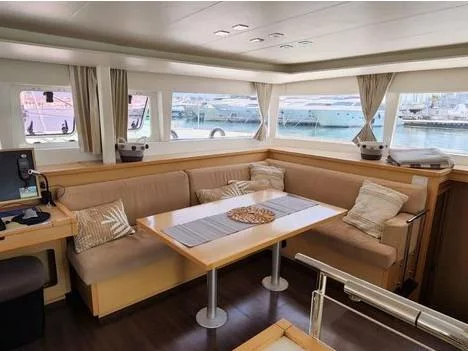 Lagoon 450 Fly (Joy) Interior image - 1