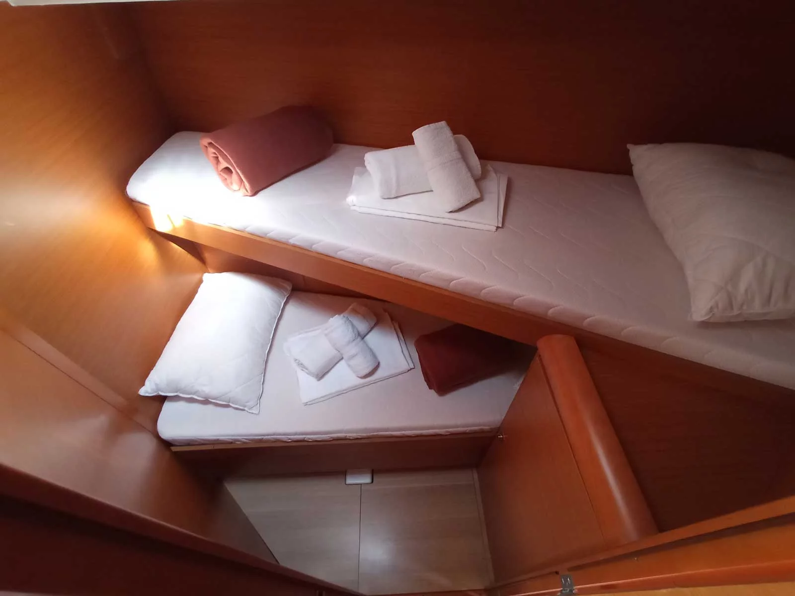 Sun Odyssey 439 (Blue Swan)  - 6