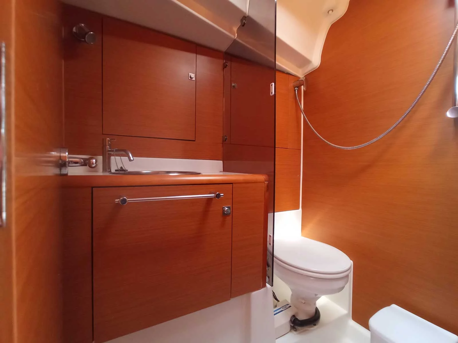Sun Odyssey 439 (Blue Swan)  - 4