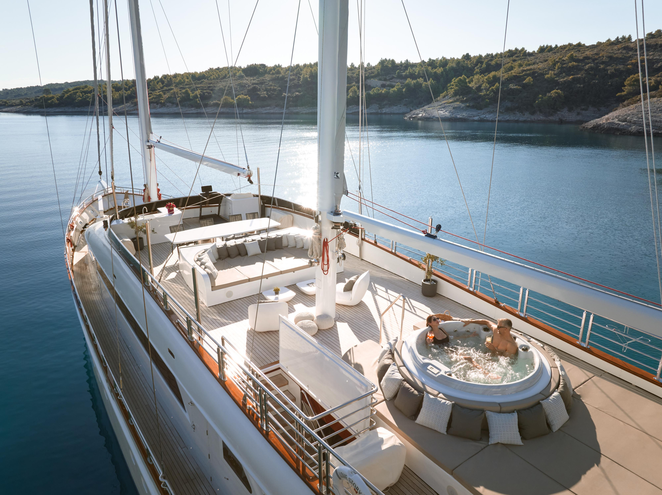 Photo #16 - Motoryacht Love Story (Love Story) in Split - 16093