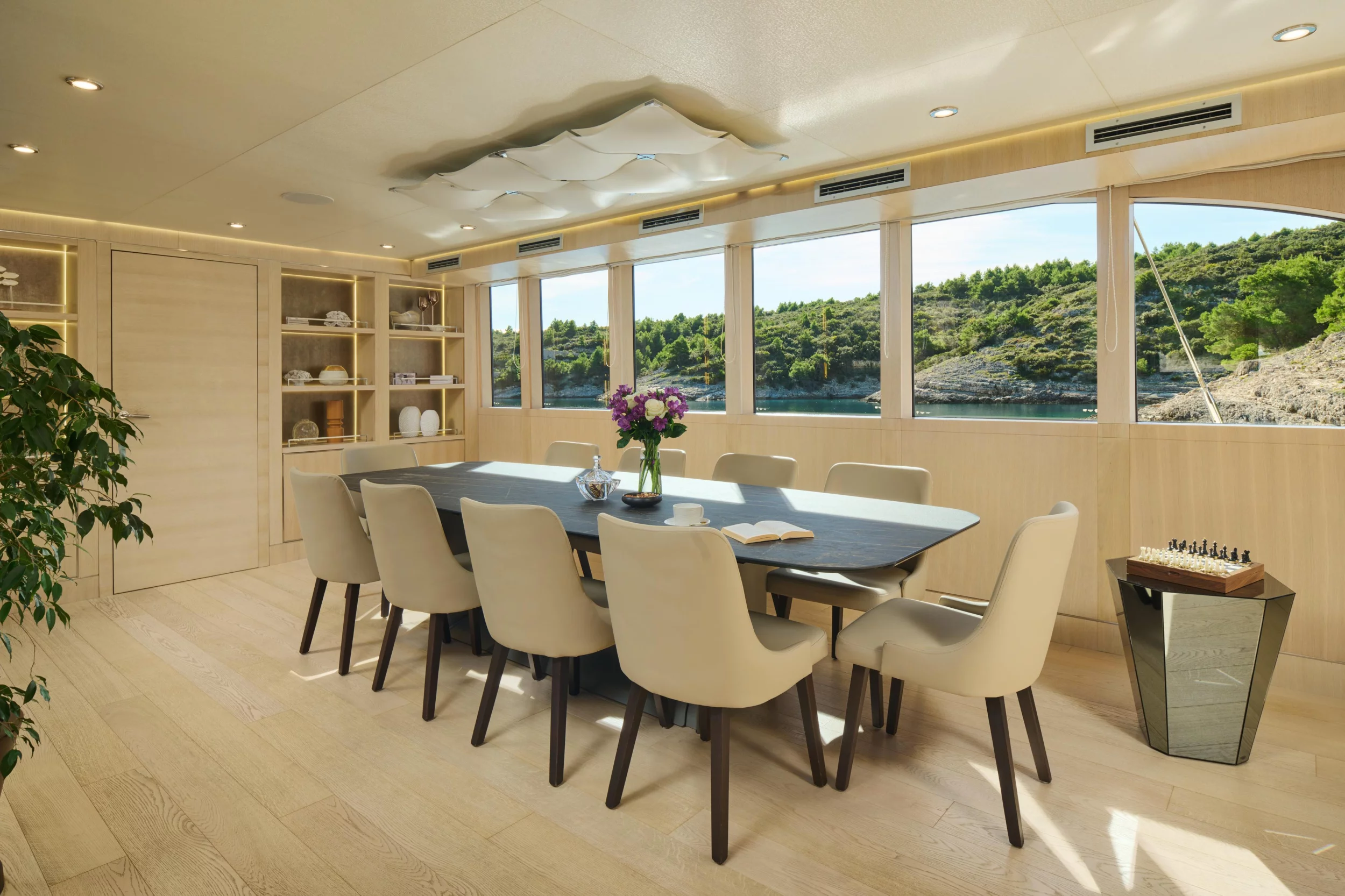 Motoryacht Love Story (Love Story)  - 56