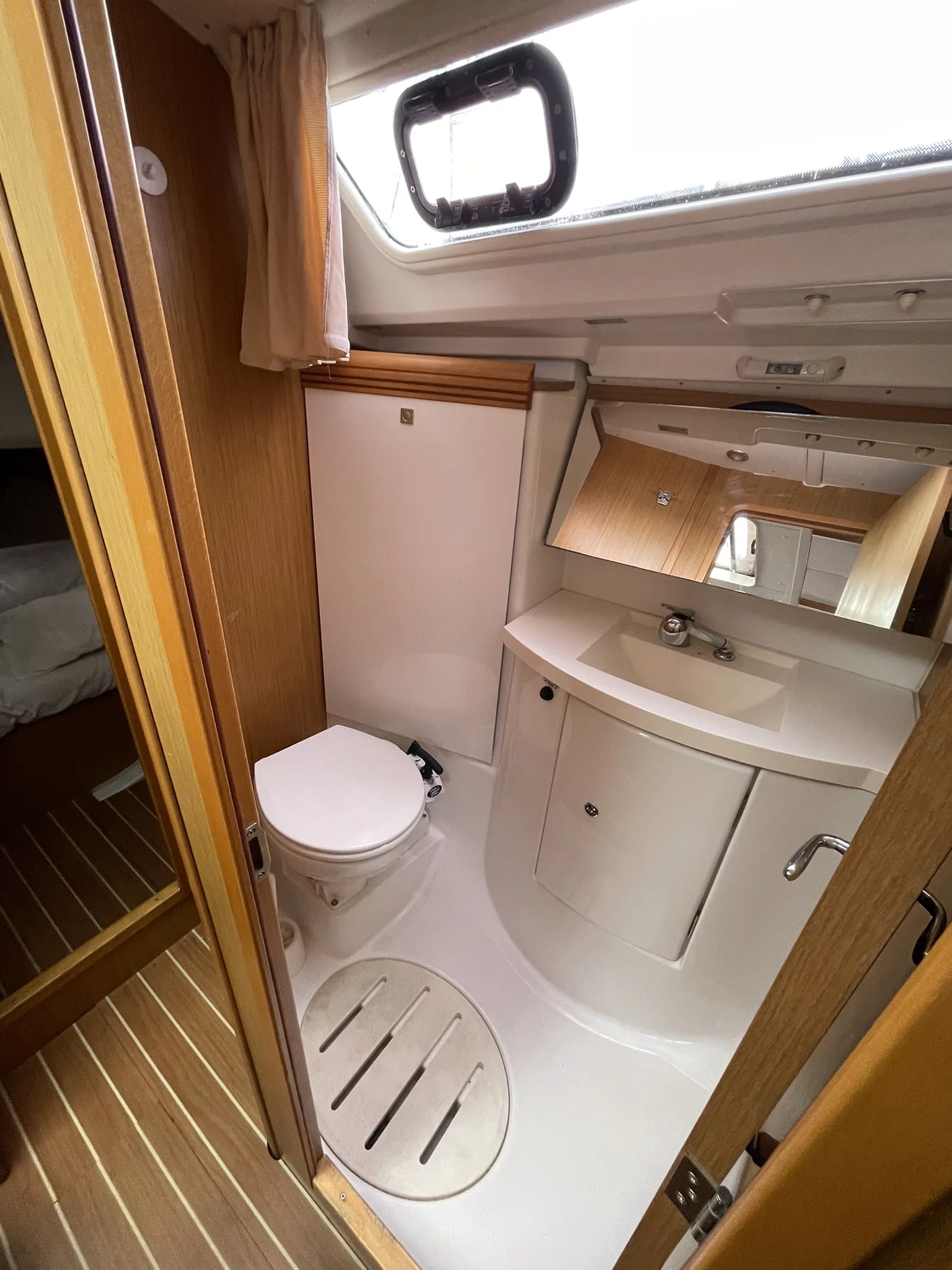 Sun Odyssey 39i (Ursus)  - 17