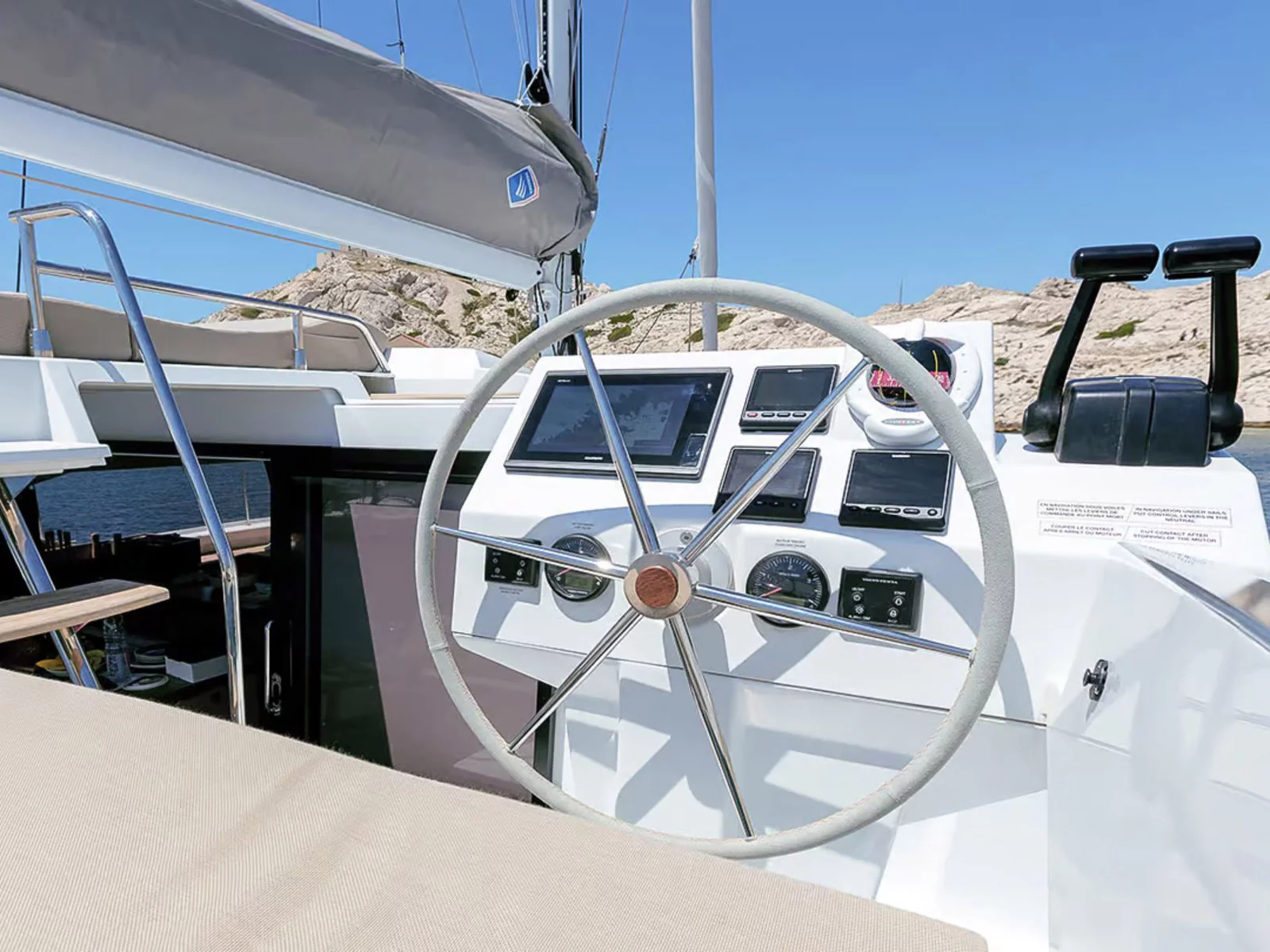 Fountaine Pajot Astrea 42 (Deutz)  - 4