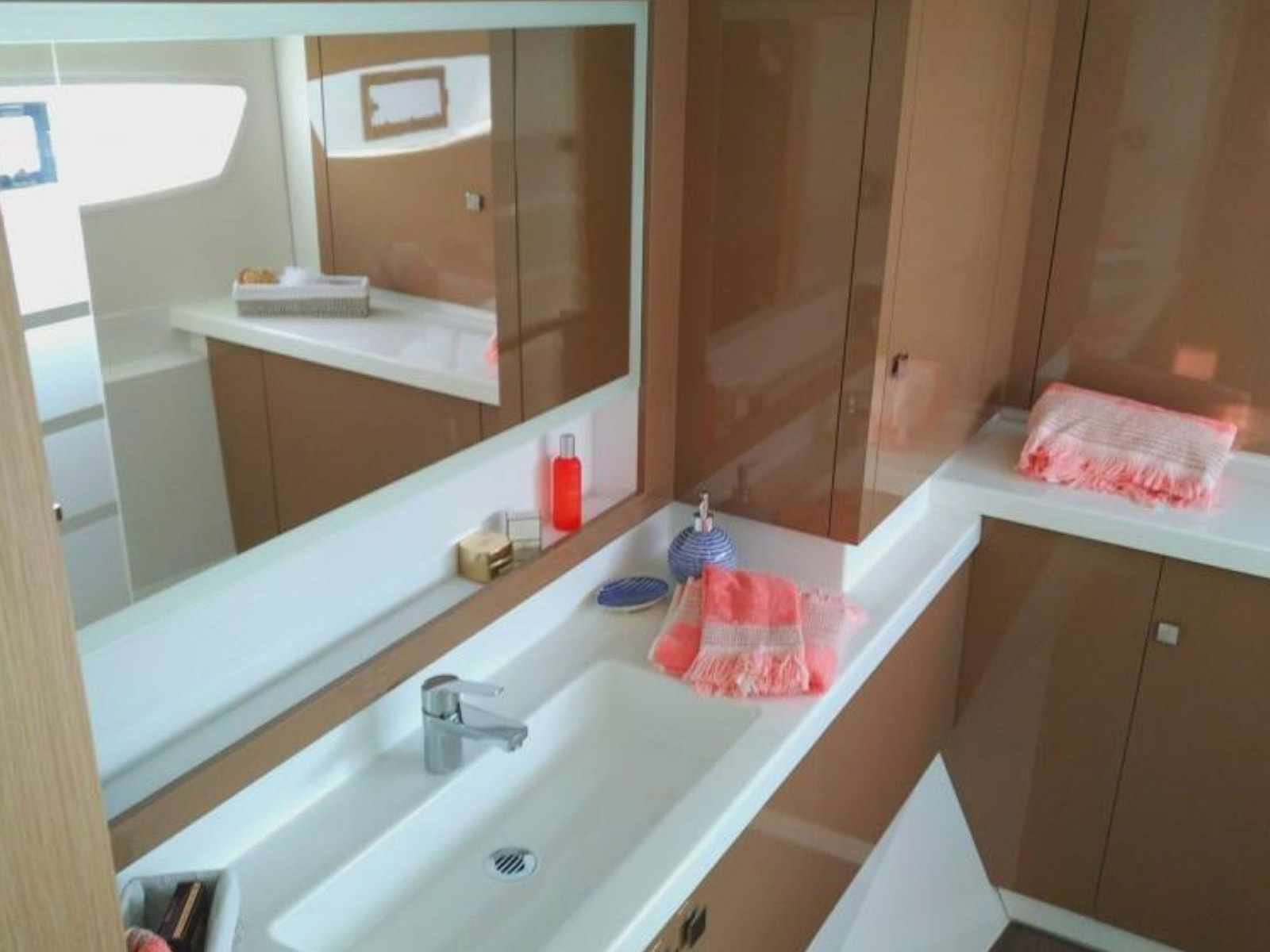 Photo #8 - Fountaine Pajot Astrea 42 (Deutz) in Salerno - 23425