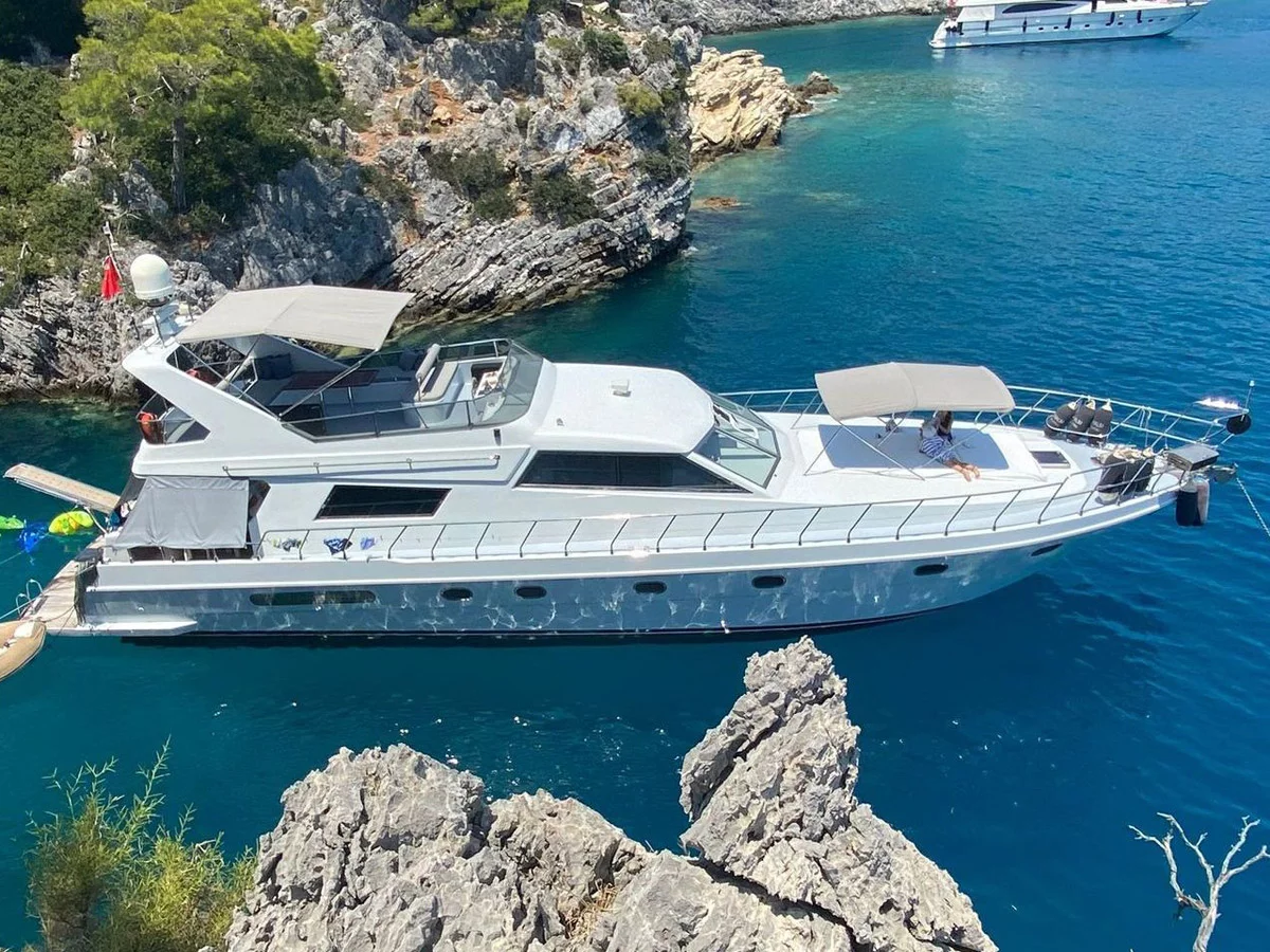 Motoryacht (Hayalim) Main image - 0