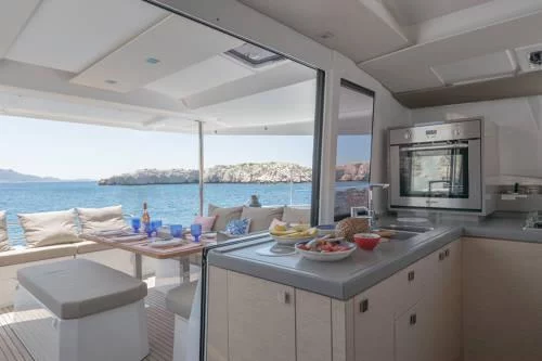 Fountaine Pajot Astrea 42 (Bollinger)  - 7