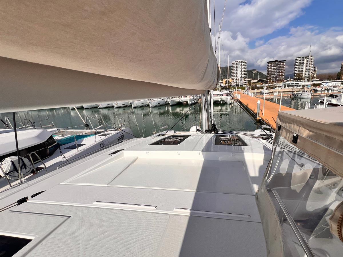 Photo #8 - Fountaine Pajot Elba 45 (Krug) en Salerno - 23423
