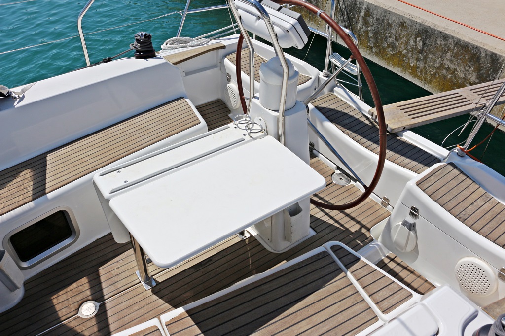 Photo #23 - Sun Odyssey 36i (Mala) in Vinisce - 23277