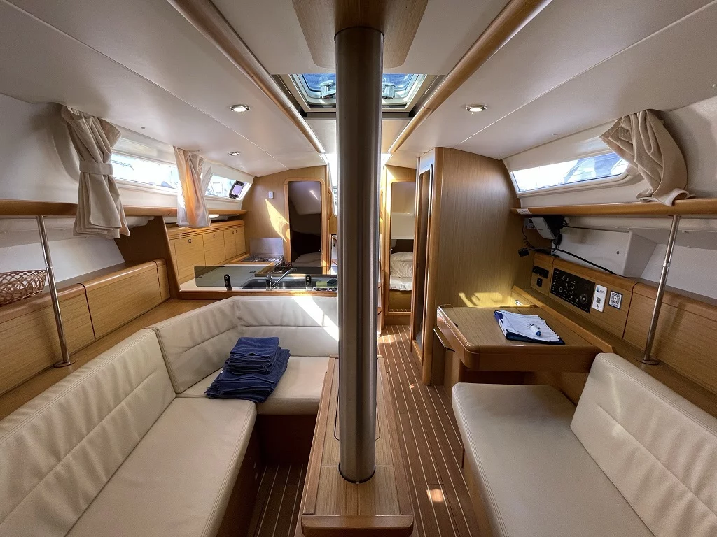 Sun Odyssey 36i (Mala)  - 7