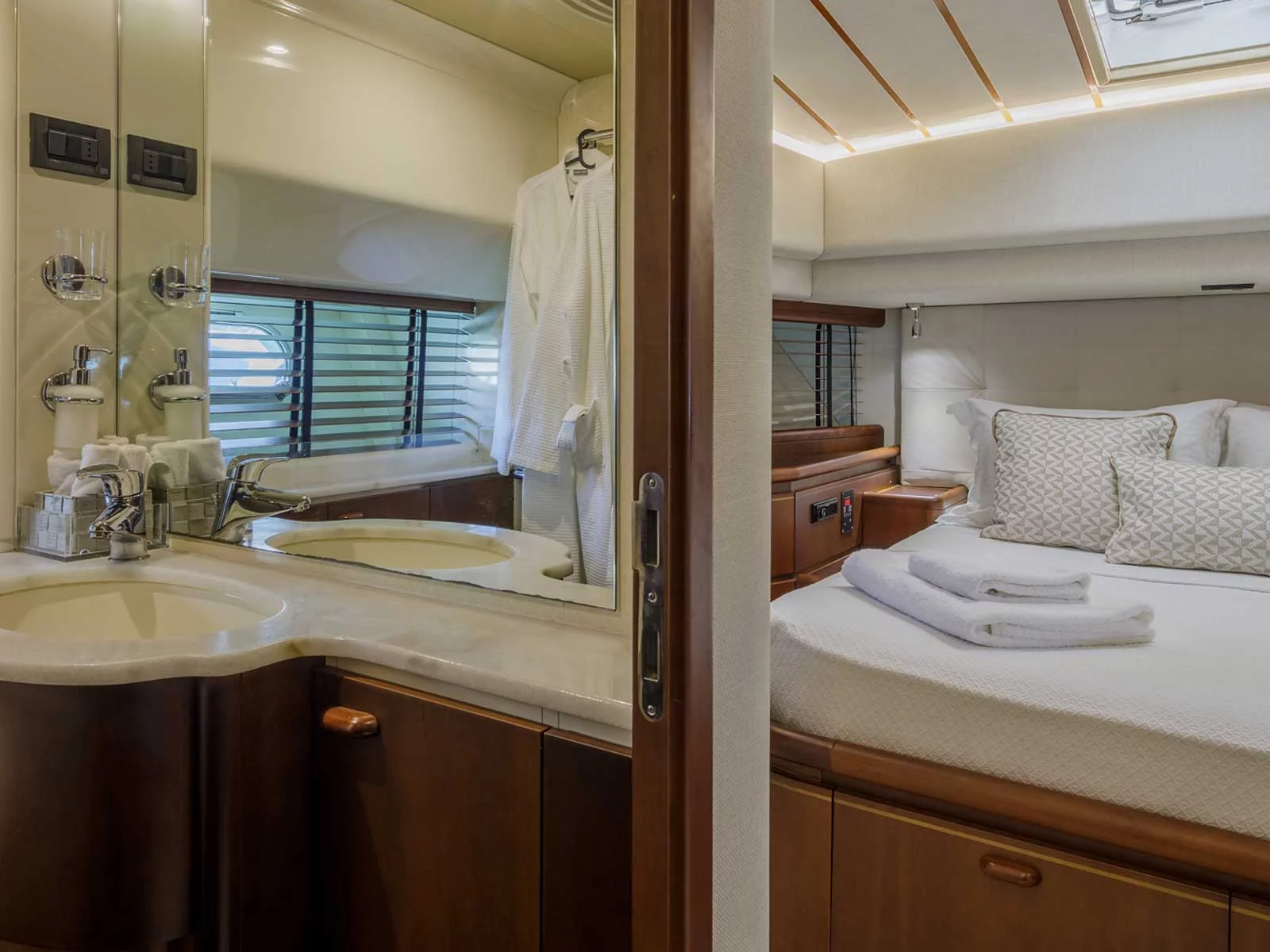 Ferretti 72 (My Way)  - 24