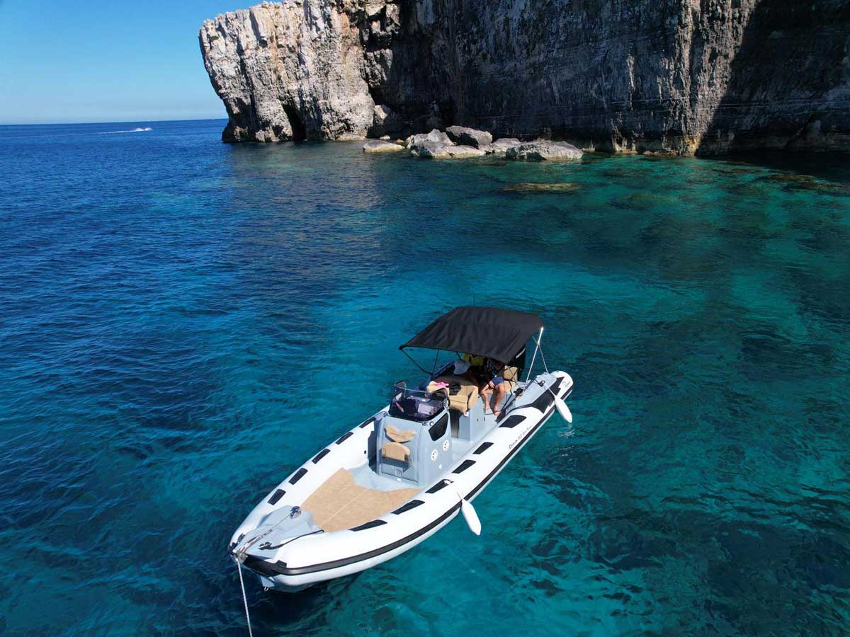 Photo #4 - Ranieri Cayman 26 Sport Touring (Ranieri Cayman) en Sliema - 23289