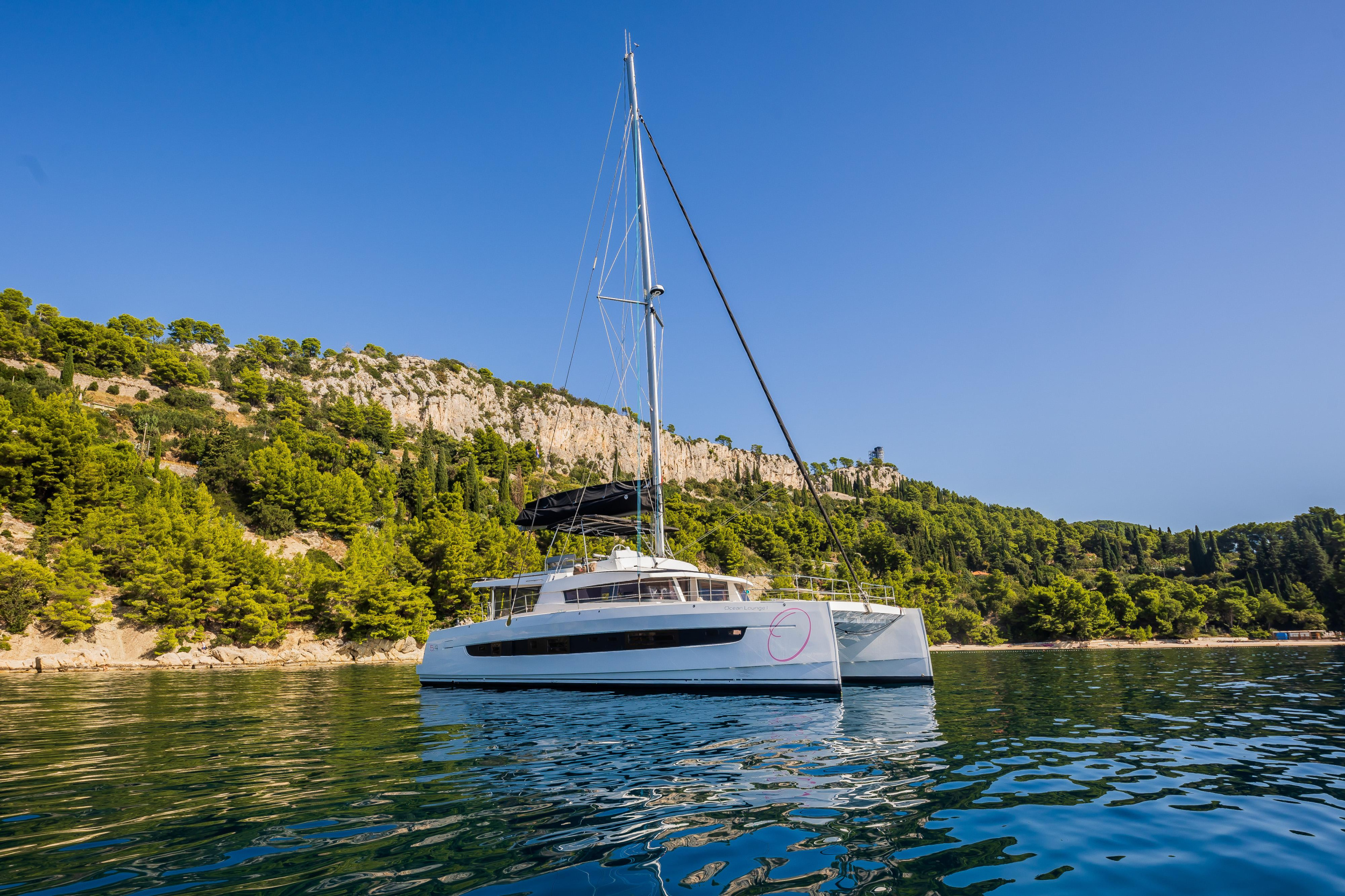 Photo #14 - Bali 5.4 10 berths (OCEAN LOUNGE) in Atene - 23293