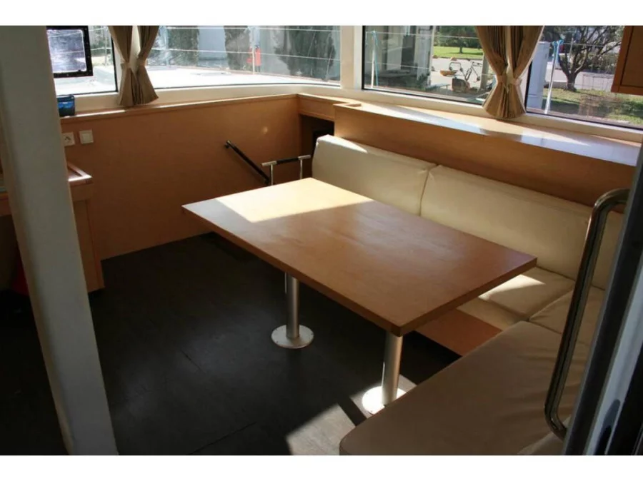 Lagoon 52F (Matarma) Interior image - 27