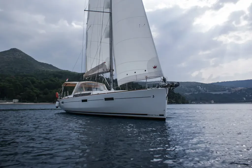Oceanis 45 (4 cabins) (Mambo 1)  - 13