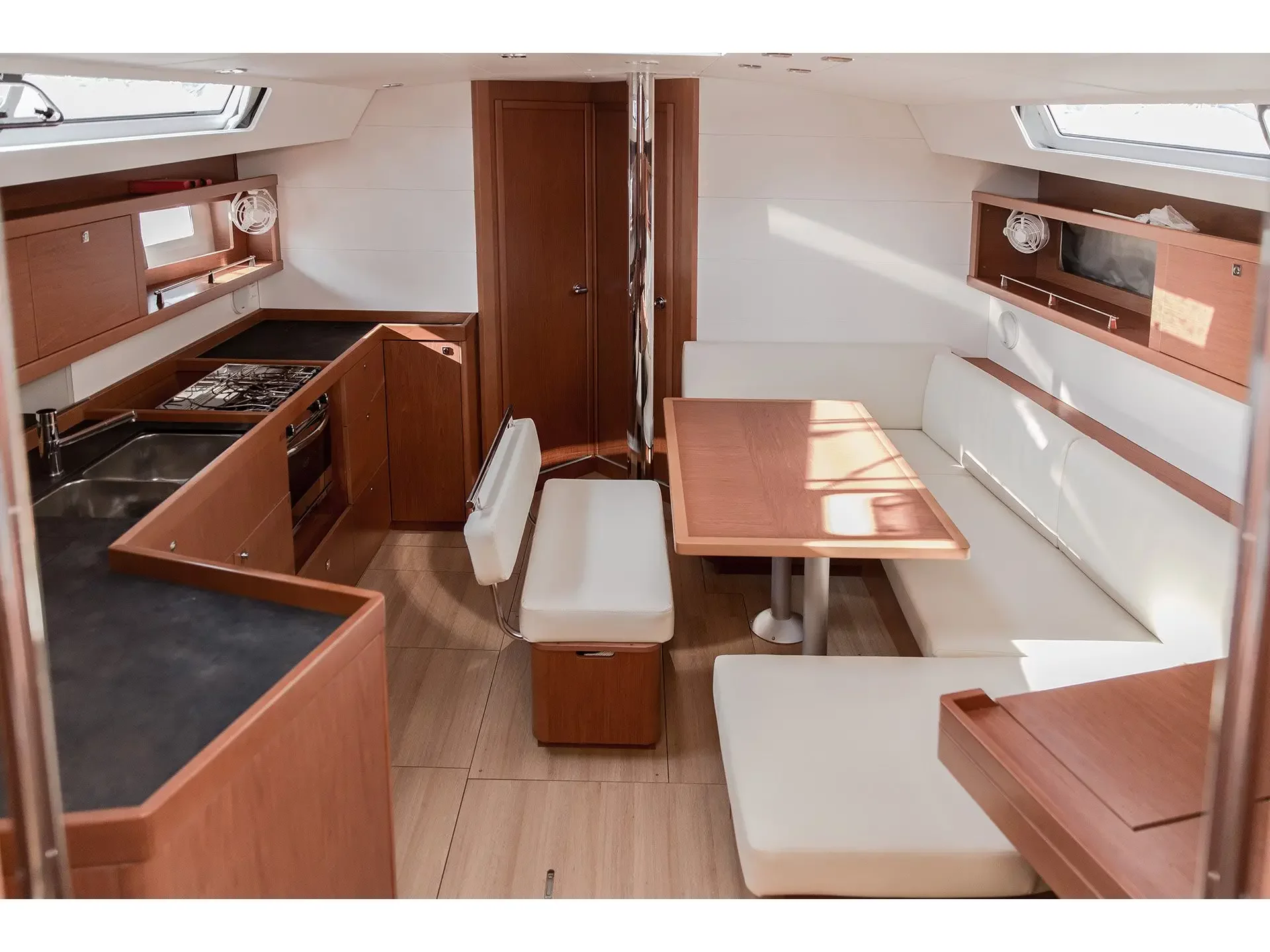 Oceanis 45 (4 cabins) (Soul)  - 9