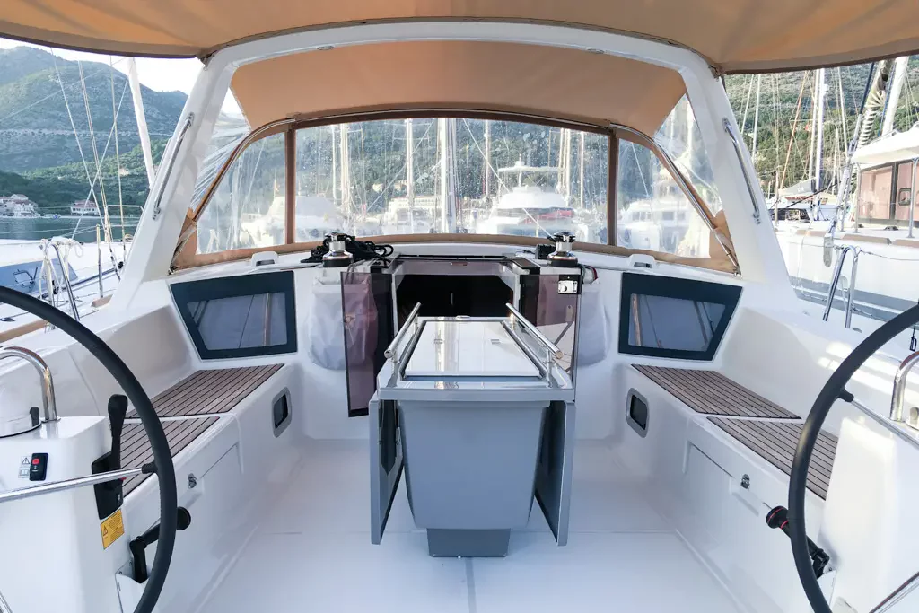 Oceanis 45 (4 cabins) (Soul)  - 6