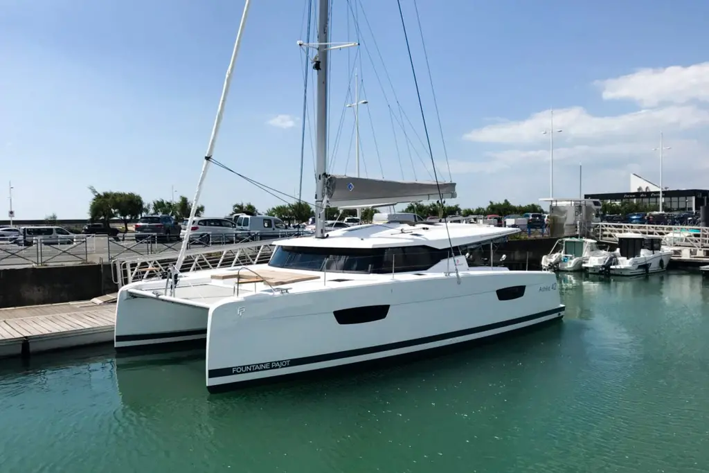 Photo #7 - Astréa 42 (Wave) in Tivat - 23336
