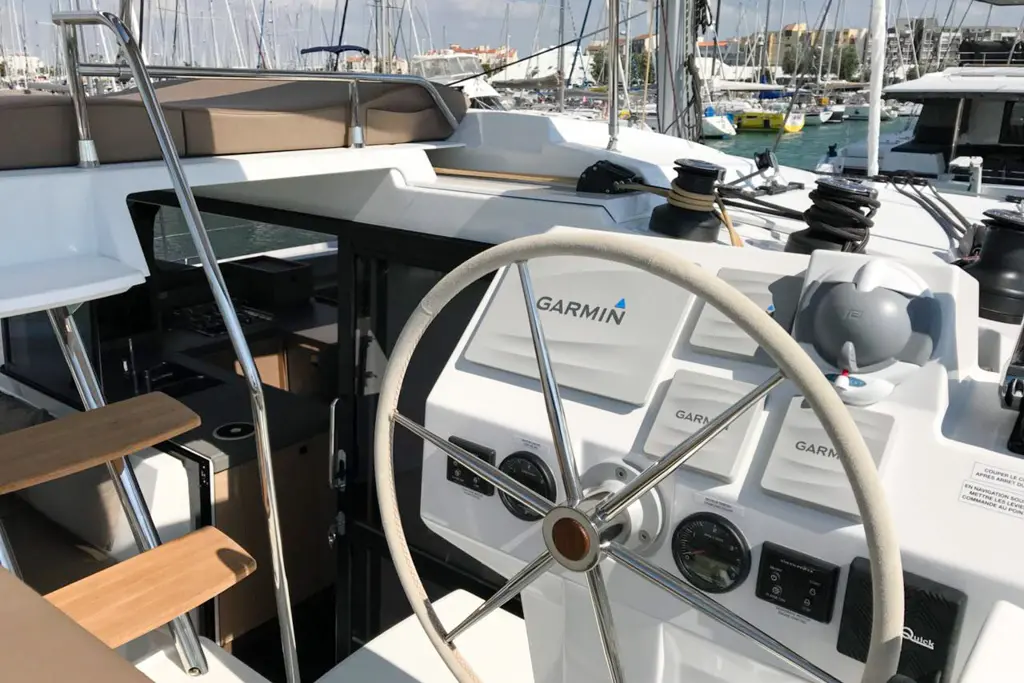Photo #13 - Astréa 42 (Wave) in Tivat - 23336
